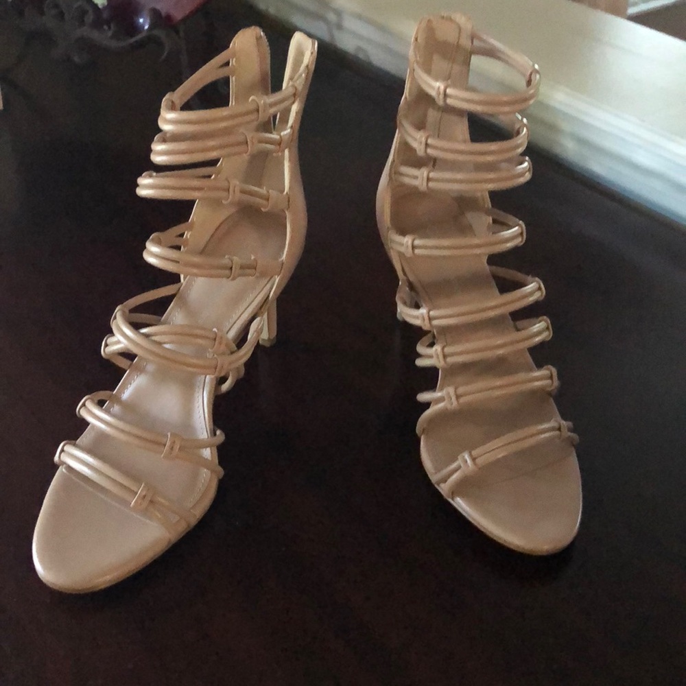 Sandal with heels Never worn.